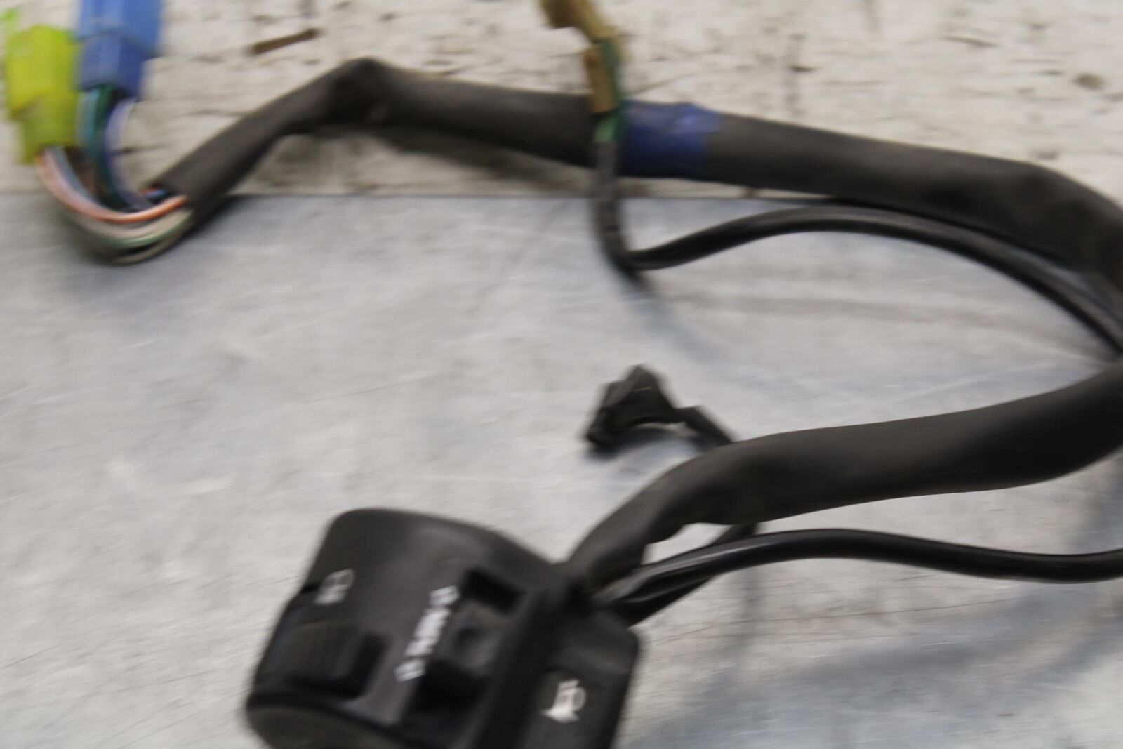 2000 Honda Super Hawk VTR1000F LEFT CLIP ON HANDLE HORN SIGNALS SWITCH BB577