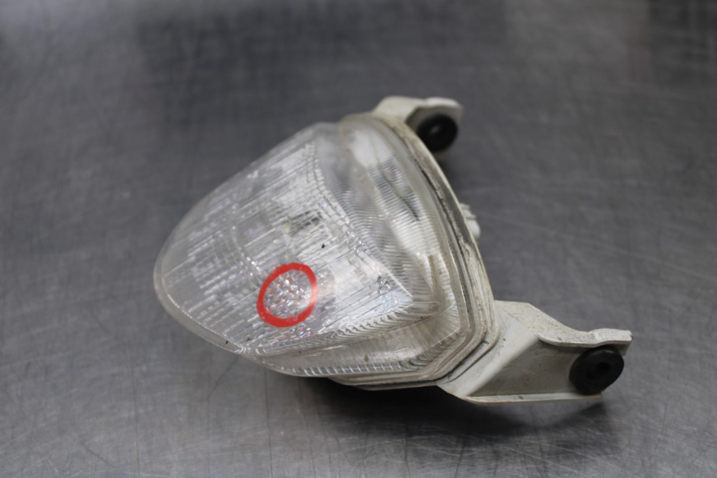 05-06 SUZUKI GSXR1000 REAR TAIL TAILLIGHT BACK BRAKE LIGHT BB773