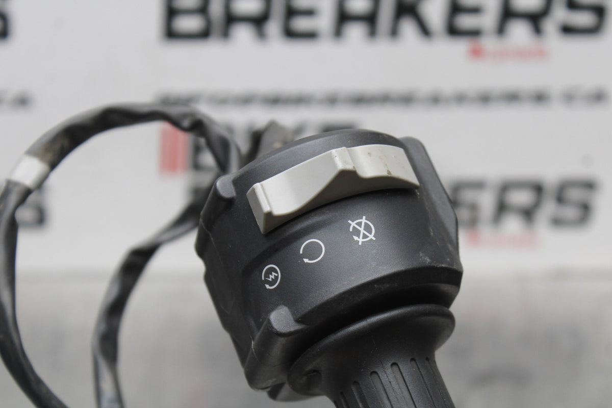 22 KAWASAKI NINJA 1000SX RIGHT CLIP ON HANDLE KILL OFF START SWITCHES BB780
