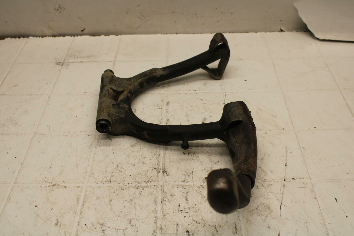 78-79 HONDA GOLDWING 1000 CENTER MAIN STAND BB406