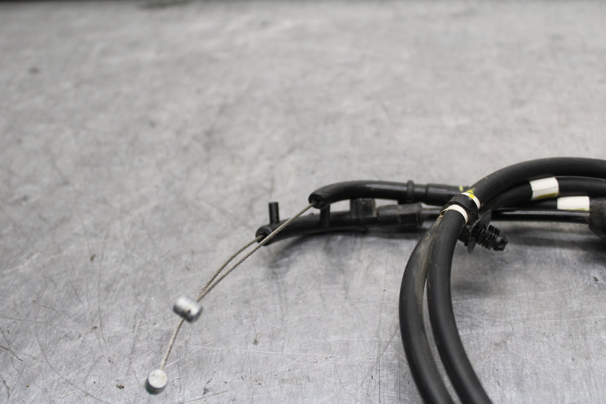 19-21 YAMAHA YZF R3 THROTTLE CABLES LINES BB121