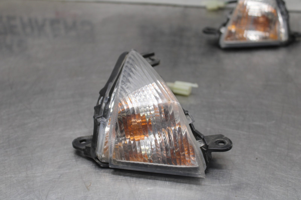 07-08 KAWASAKI NINJA ZX6R FRONT LEFT RIGHT TURN SIGNALS LIGHT INDICATORS BB937