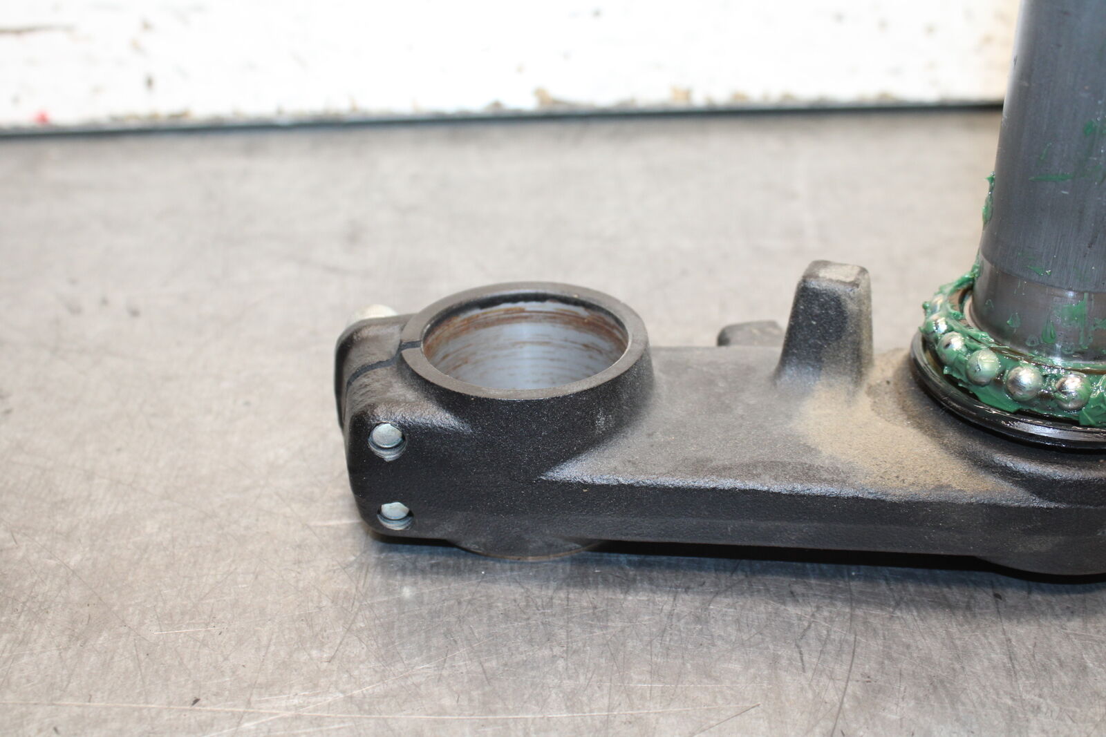 18-24 KAWASAKI NINJA 650 FRONT FORKS CLAMP LOWER TRIPLE TREE STEM BB725