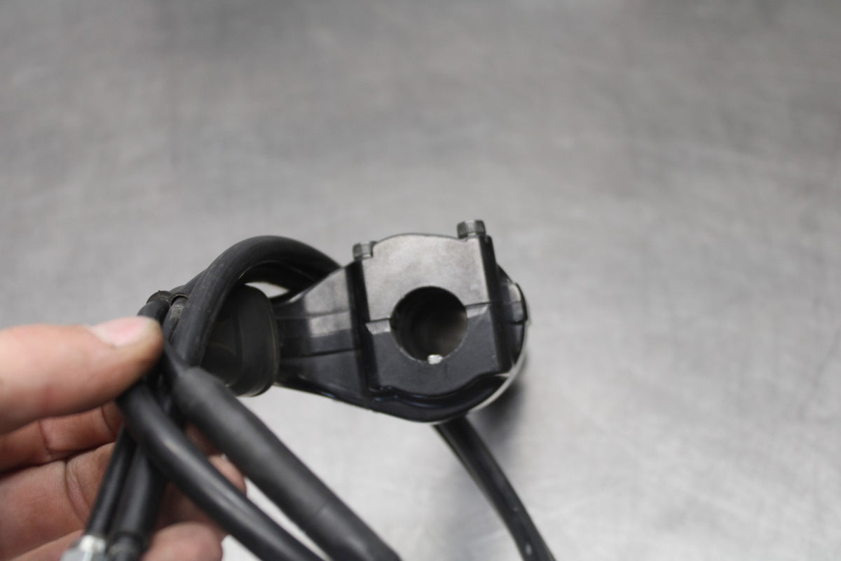 03 YAMAHA YZF R1 THROTTLE CABLES LINES BB895