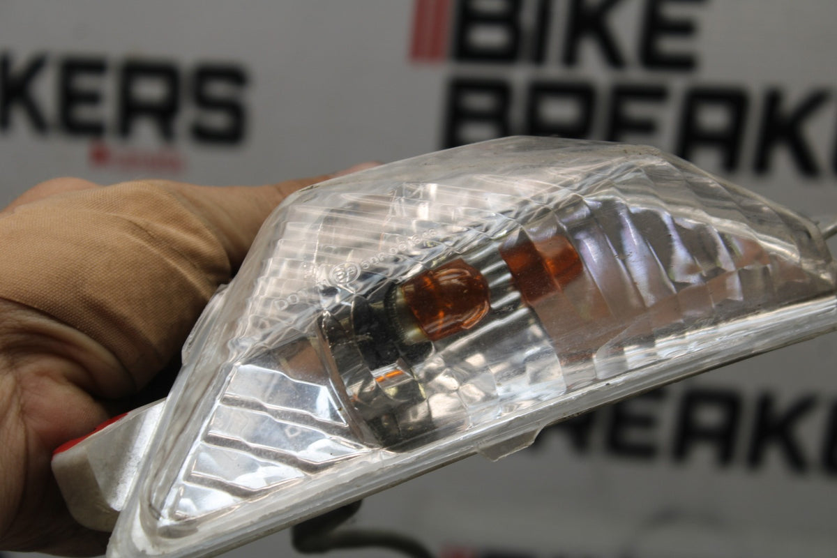 13-18 KAWASAKI NINJA ZX6R RIGHT FRONT TURN SIGNAL LIGHT INDICATOR BB915