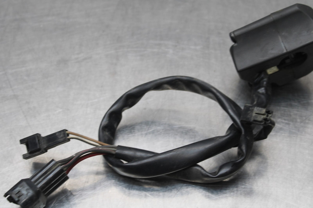 08 KAWASAKI NINJA ZX10R RIGHT CLIP ON HANDLE KILL OFF START SWITCHES BB201
