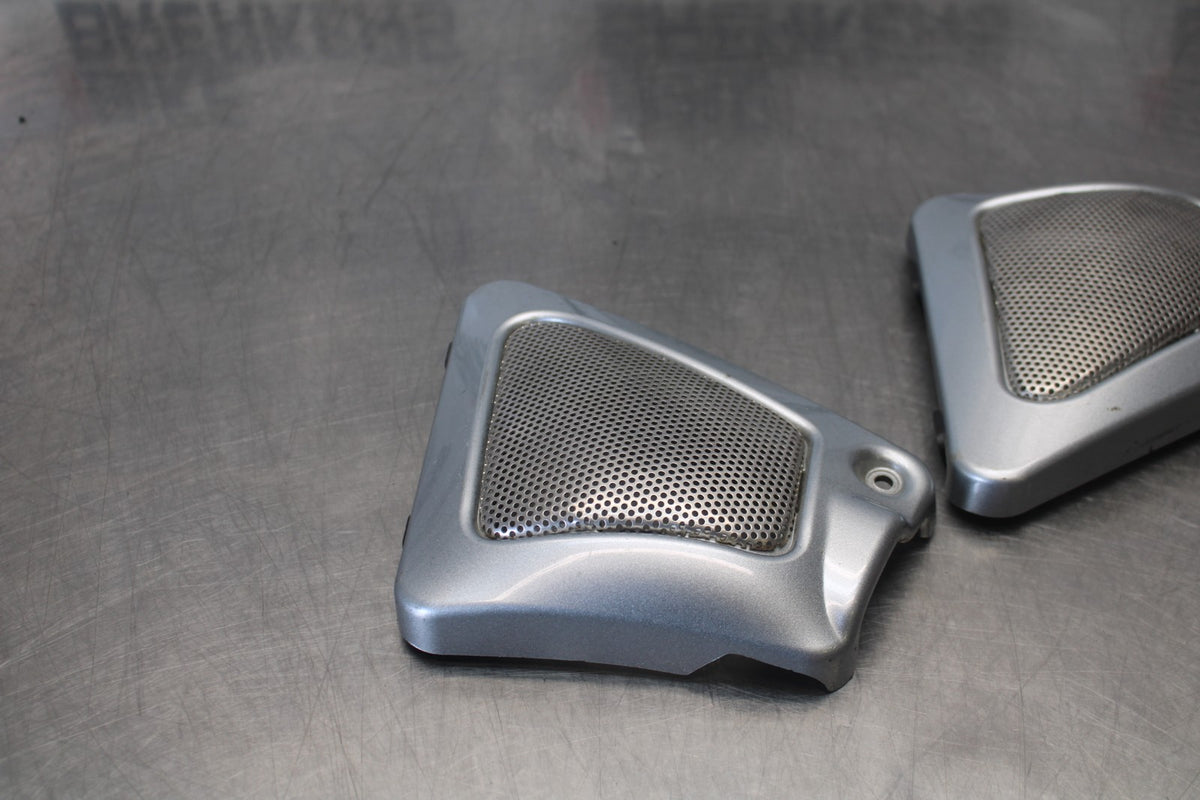 09-17 HARLEY-DAVIDSON V-ROD FRAME COVER COWL SET PAIR BB886