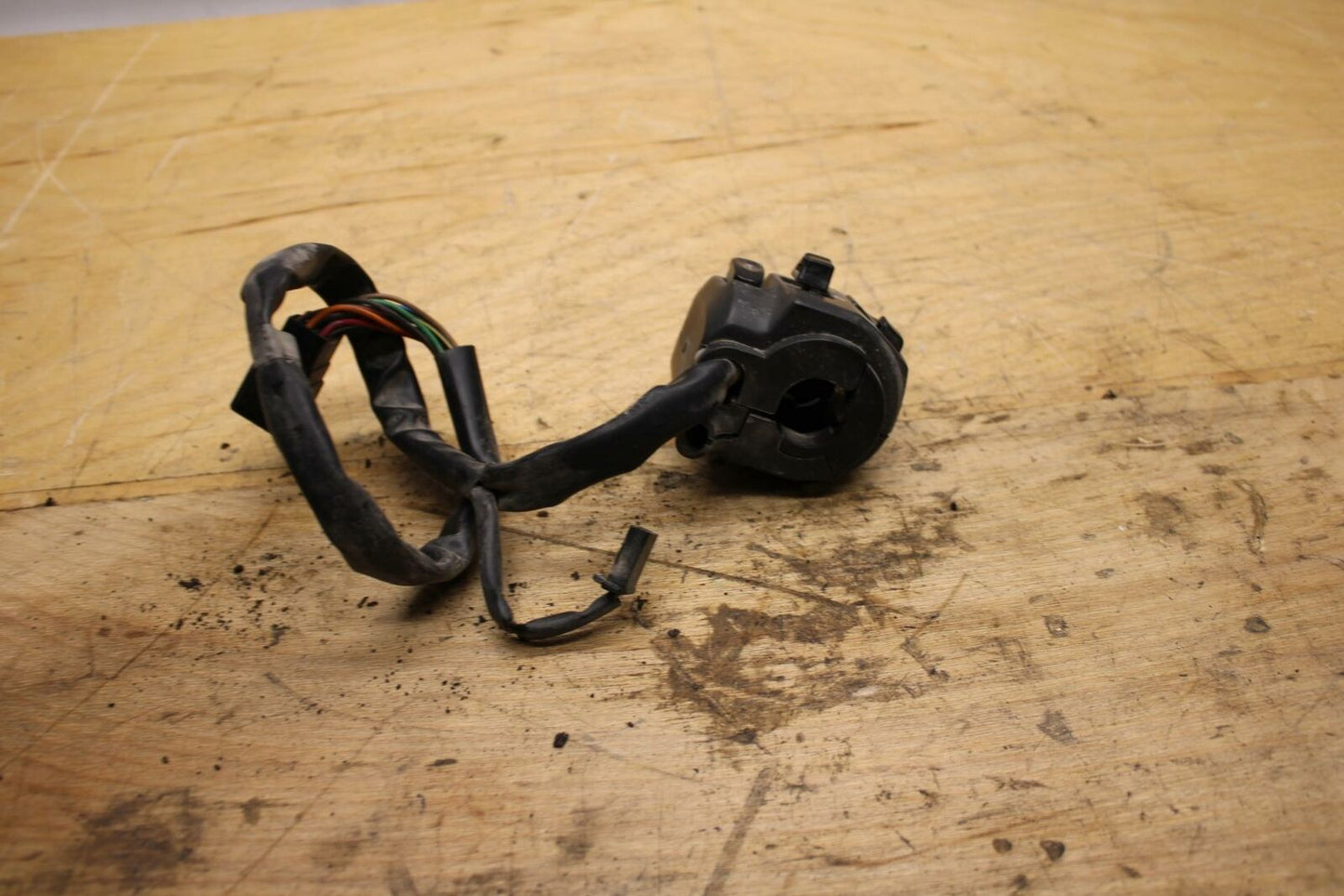 04-05 KAWASAKI NINJA ZX10R LEFT CLIP ON HANDLE HORN SIGNALS SWITCH BB322