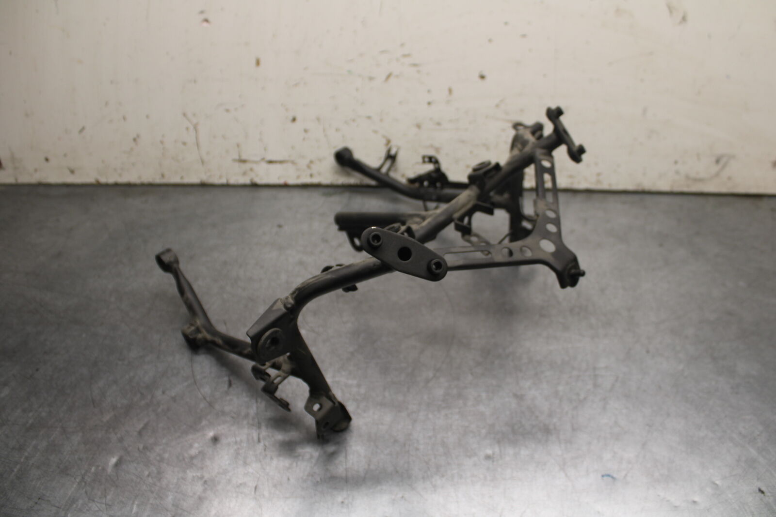 18-23 KAWASAKI NINJA 400 EX400 UPPER FAIRING MIRROR GAUGES STAY BRACKET  BB747