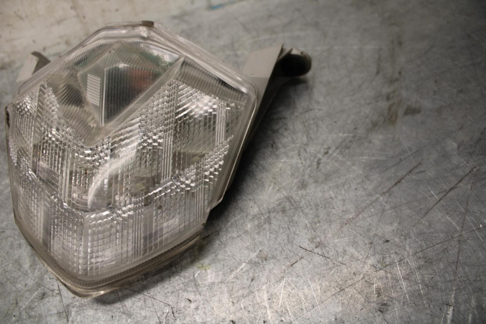 2009 Kawasaki Ninja ZX6R REAR TAIL TAILLIGHT BACK BRAKE LIGHT 23025-0059  BB44