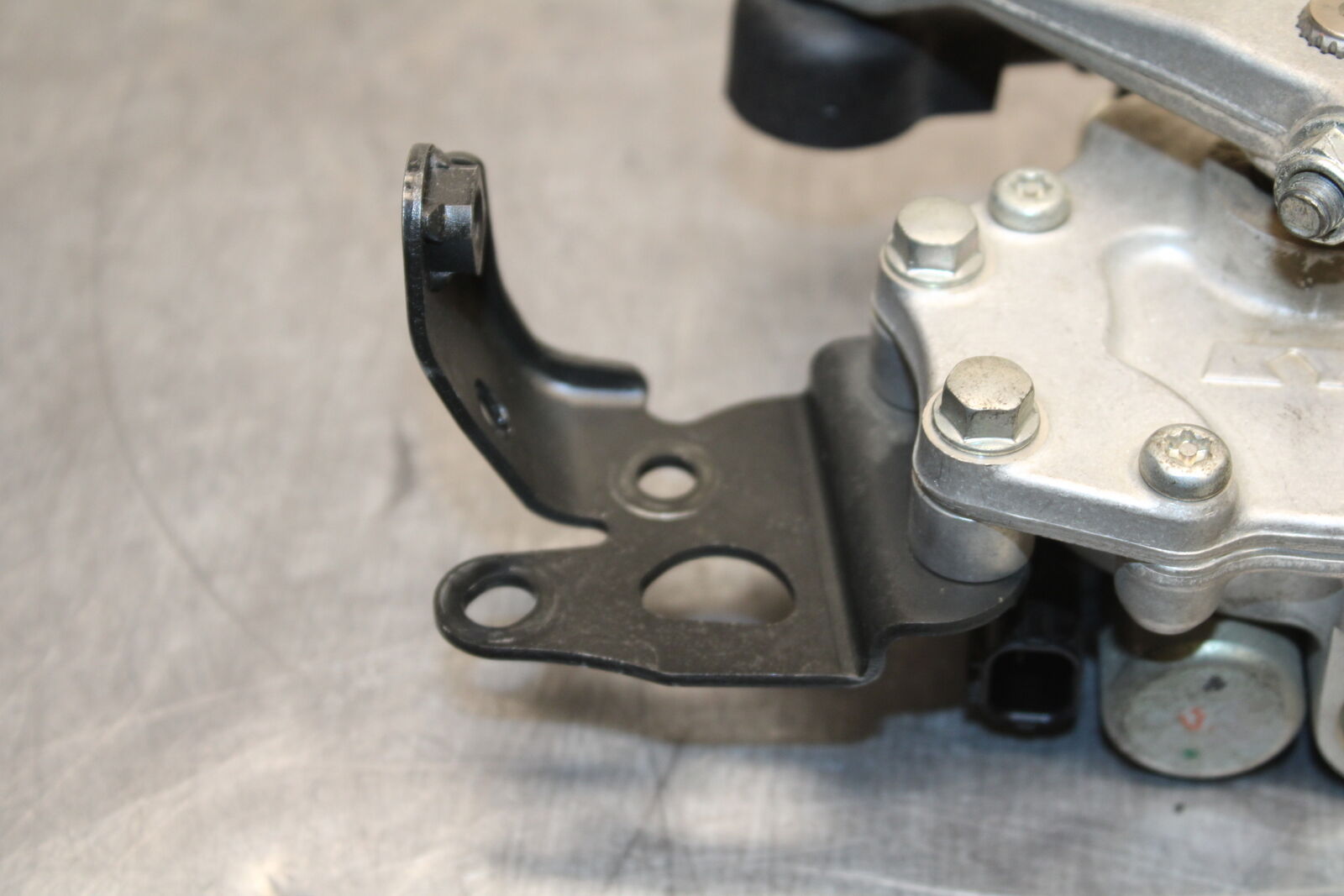 12-16 HONDA CBR1000RR STEERING DAMPER STABILIZER BB114