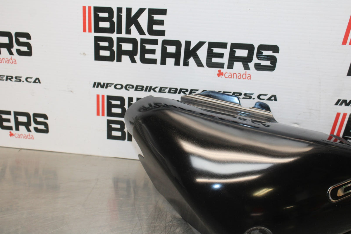 15 SUZUKI BOULEVARD C50 SIDE COVER PANEL COWL FAIRING SET PAIR BB775