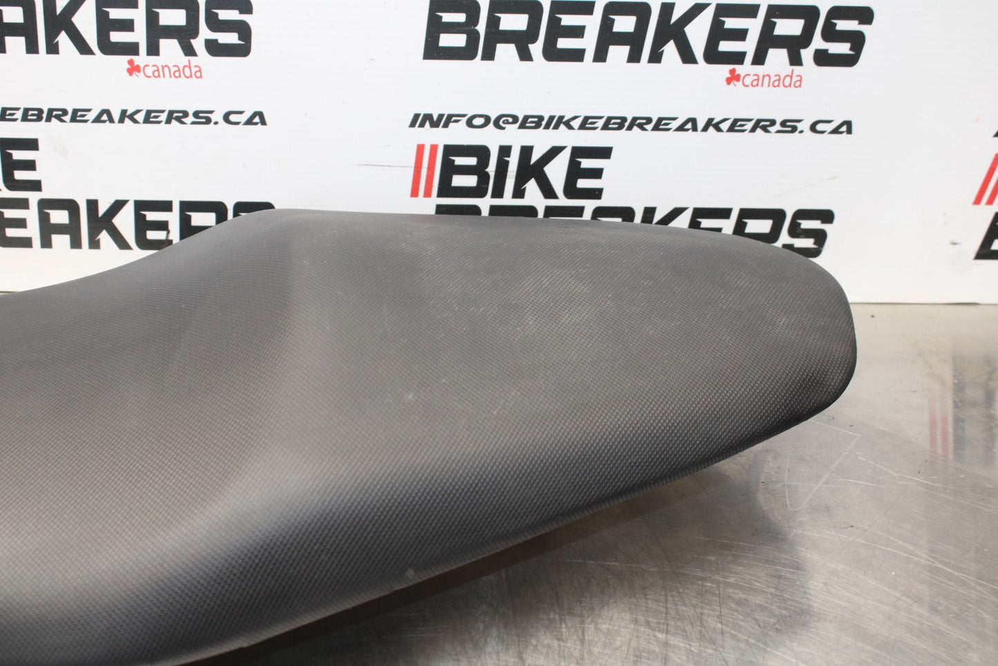 09-10 KAWASAKI ER-6N FRONT REAR SEAT SADDLE BB205