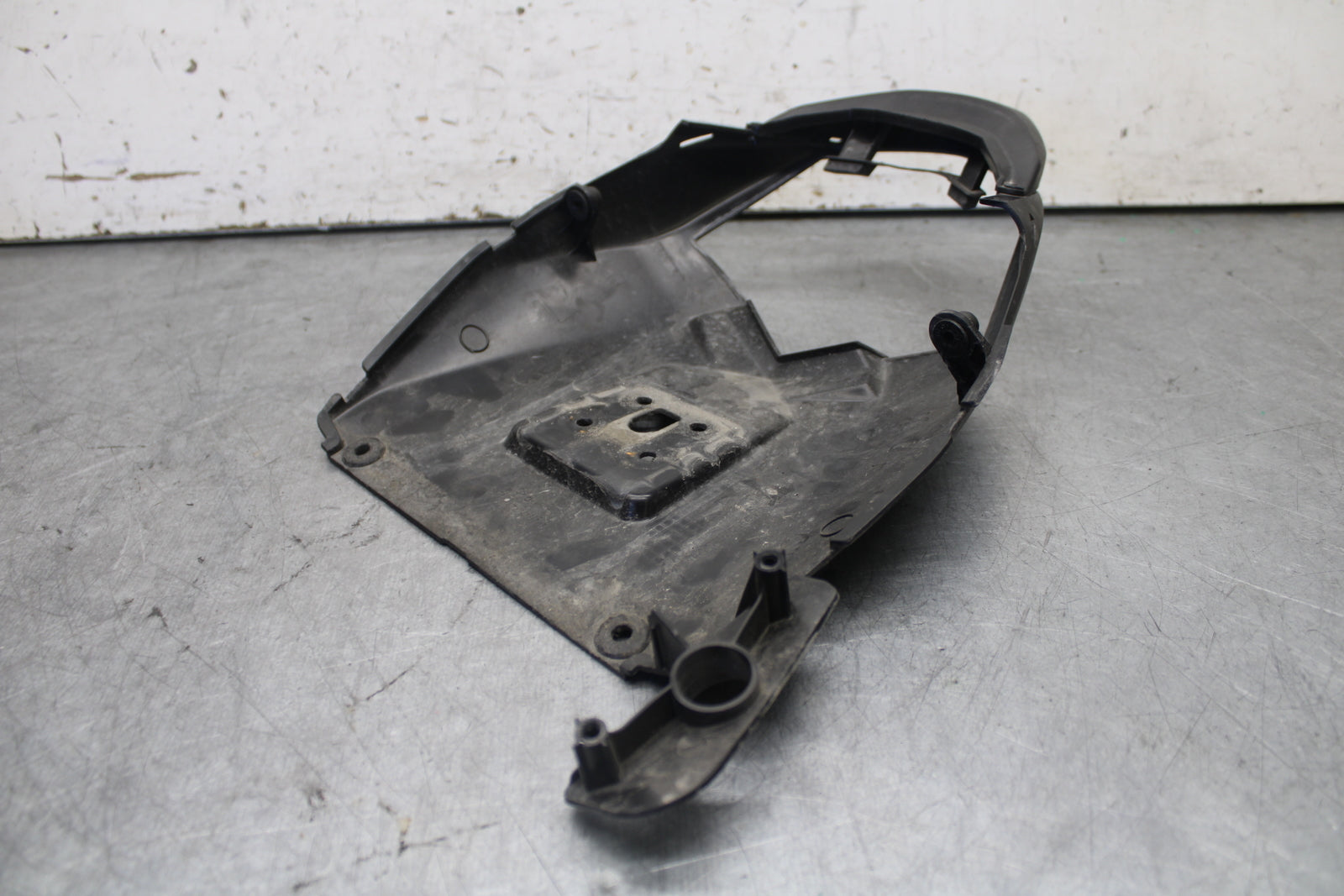 09-12 KAWASAKI NINJA ZX6R REAR BACK TAIL FAIRING COWL SHROUD BB698