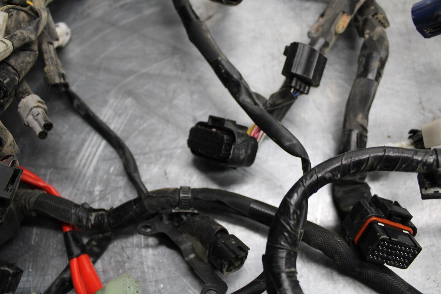17-19 YAMAHA FZ09 MAIN ENGINE WIRING HARNESS MOTOR WIRE LOOM BB480