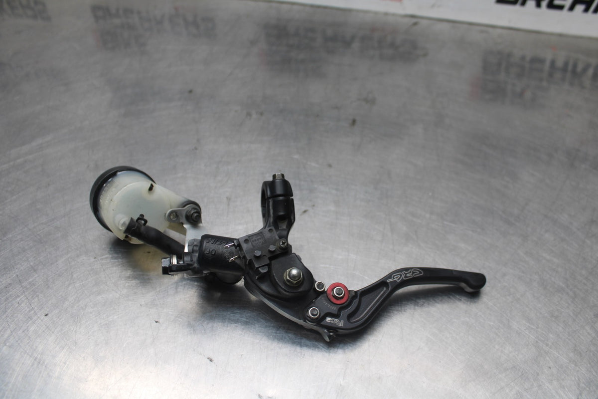00-01 HONDA CBR929RR FRONT BRAKE MASTER CYLINDER w/ CRG LEVER BB925