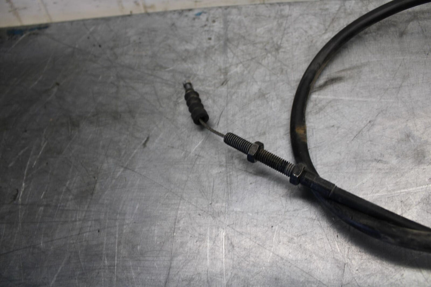 18 KAWASAKI Z 400 CLUTCH CABLE LINE BB469