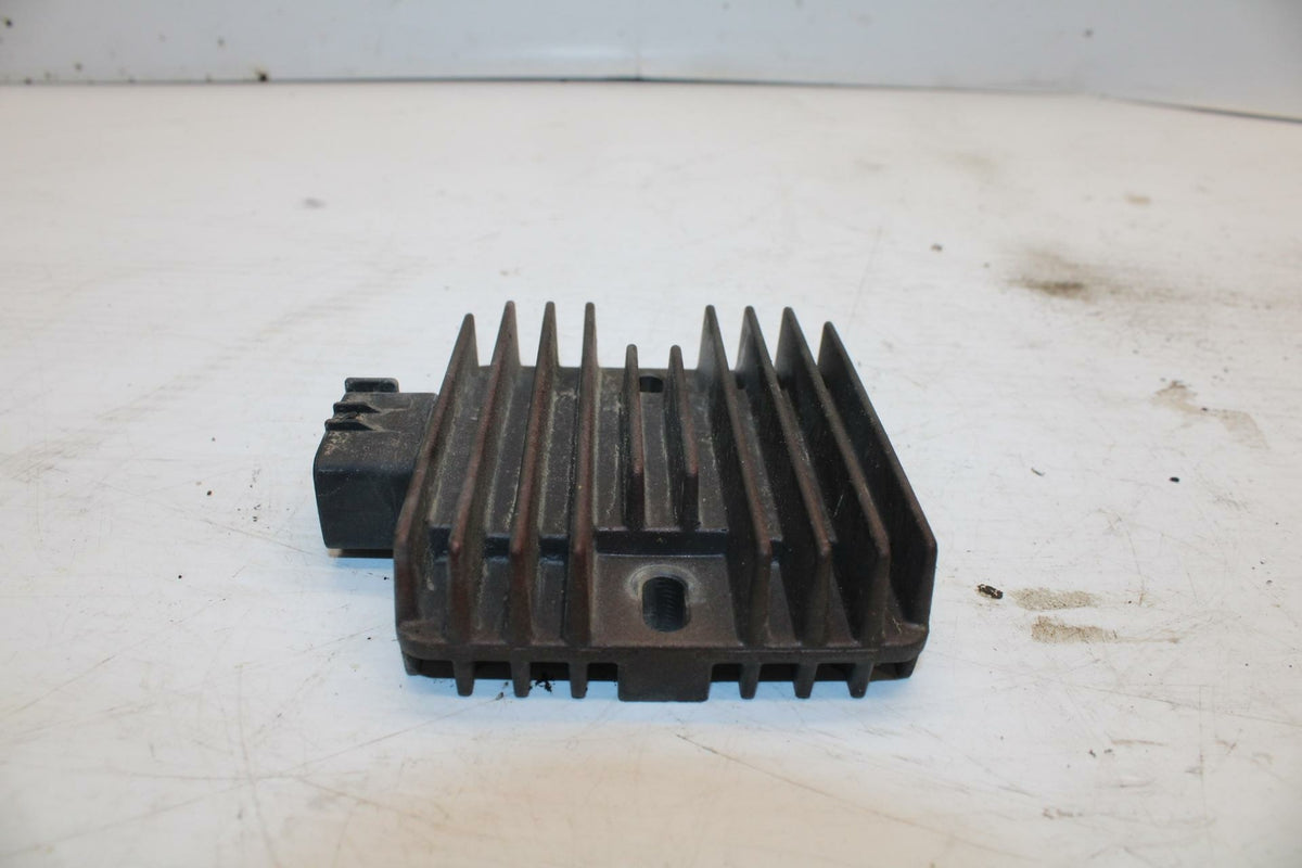 07 YAMAHA YZF R6 2c0 RECTIFIER VOLTAGE REGULATOR 4XY-81960-00-00 BB284