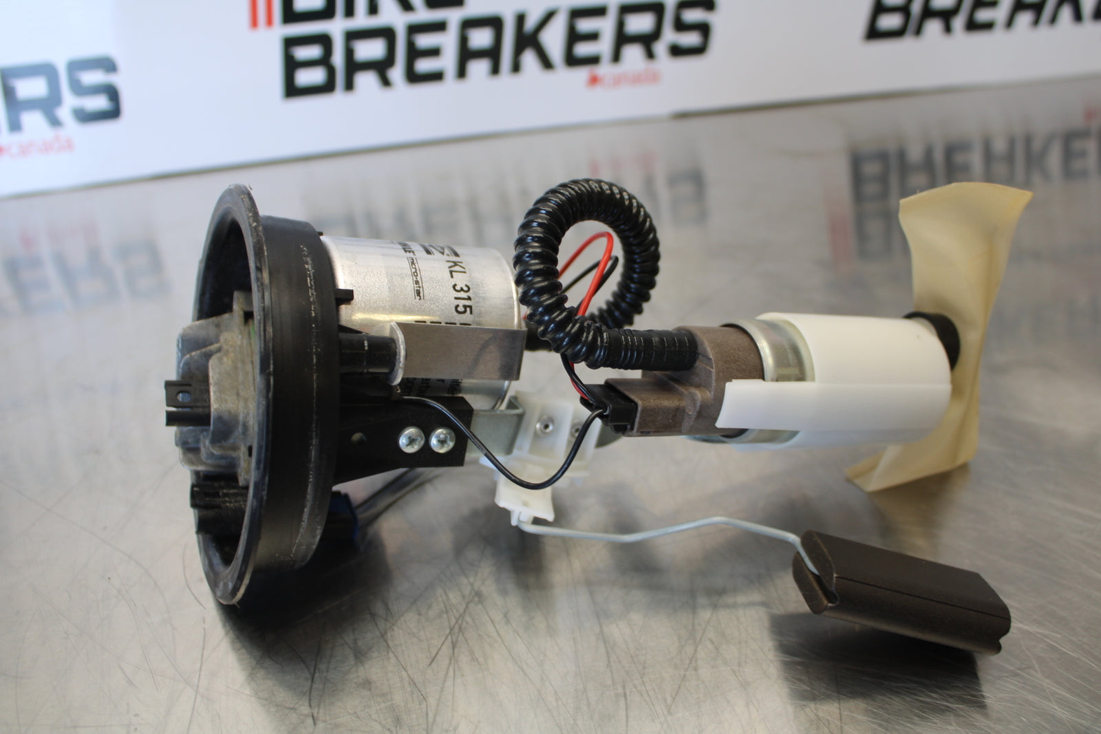 06-12 BMW F800ST FUEL PUMP GAS PETROL SENDER UNIT BB144