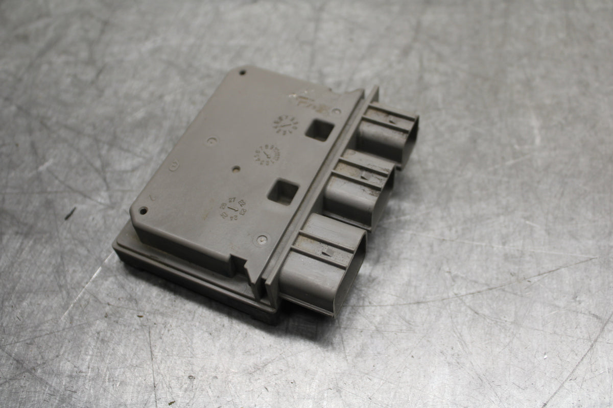 24-25 KAWASAKI NINJA ZX6R RELAY ASSEMBLY FUSE BOX BB726