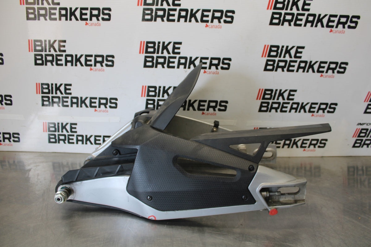 20-23 APRILIA RS660 REAR SWINGARM BACK SUSPENSION SWING ARM BB889