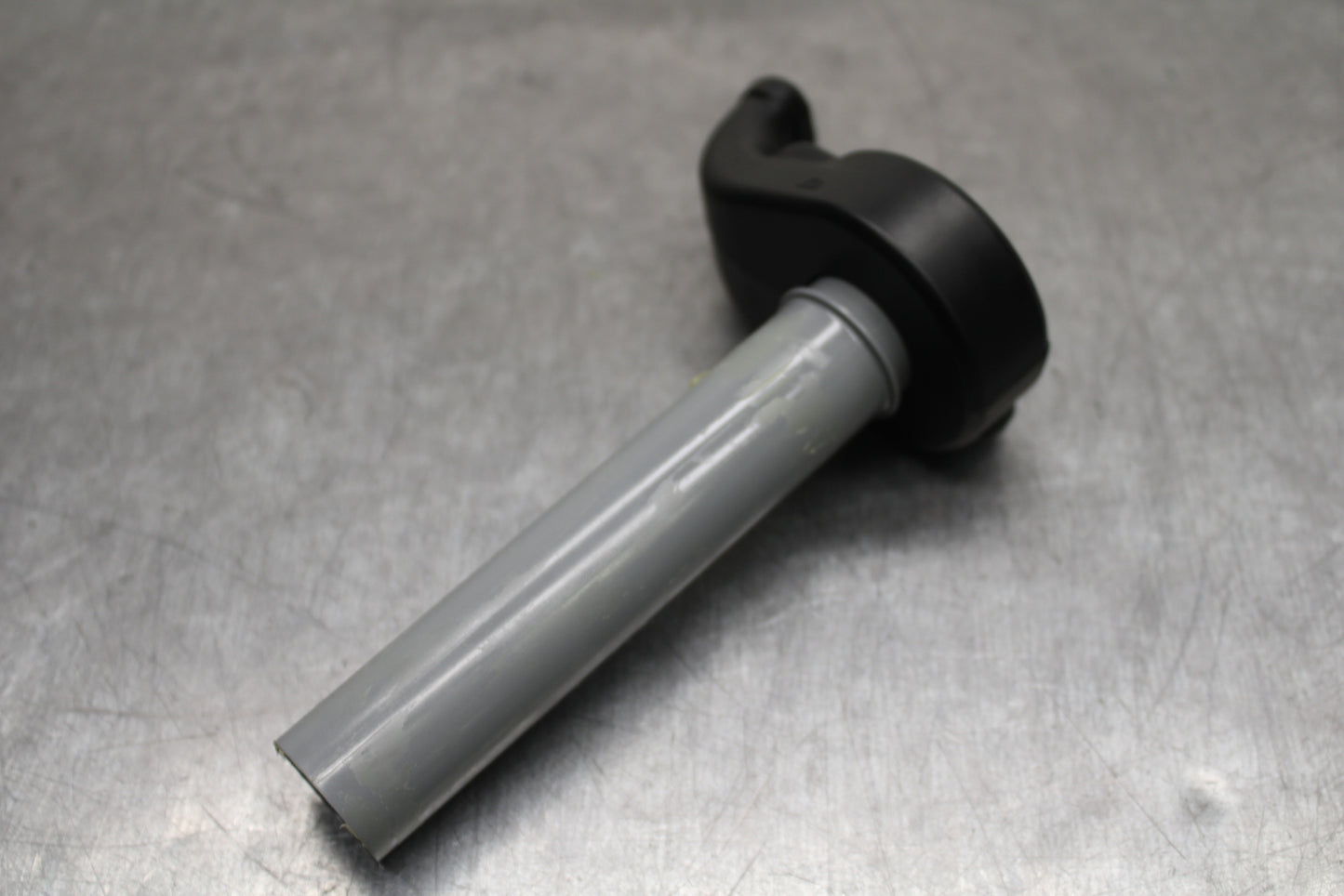 12-25 KAWASAKI NINJA ZX14R NEW!! THROTTLE CABLE LINE HOUSING GUIDE BB757