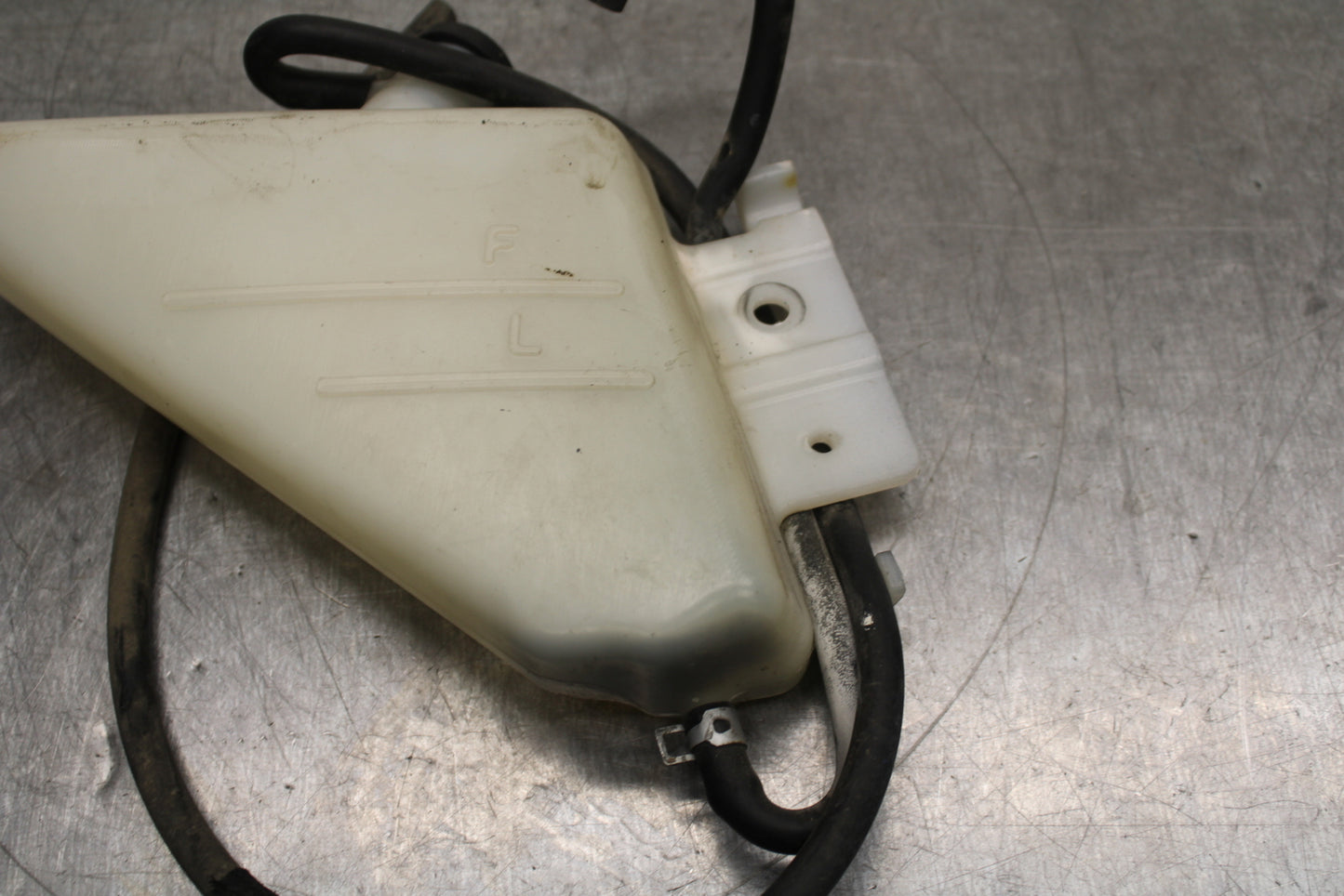 08-10 SUZUKI GSXR 600 COOLANT WATER TANK RESERVOIR BOTTLE BB753