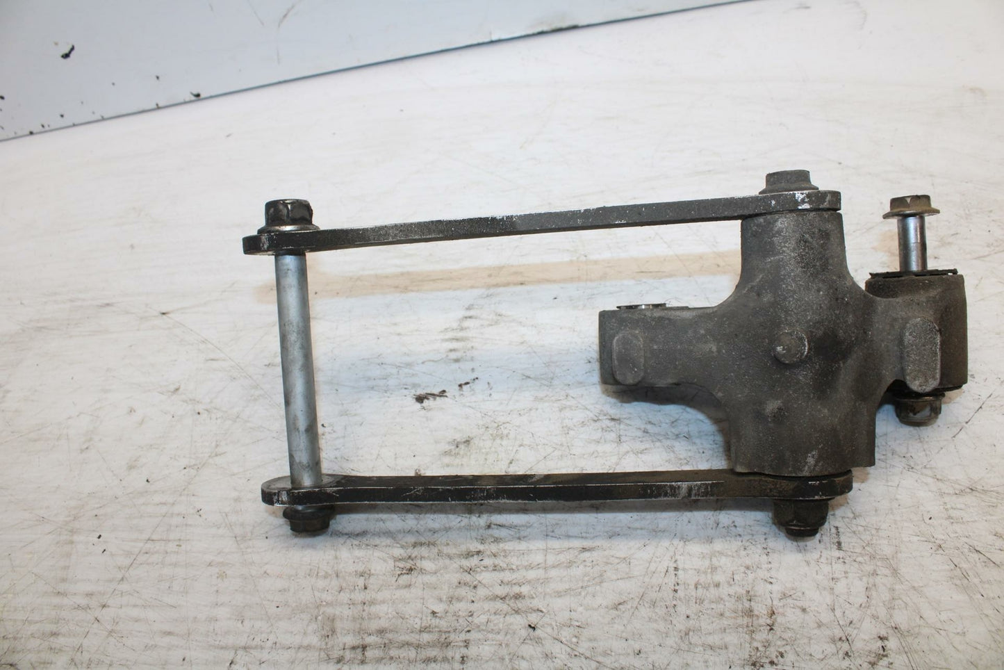 07-08 KAWASAKI NINJA ZX6R REAR DOGBONE SHOCK LINKAGE LINK BB274