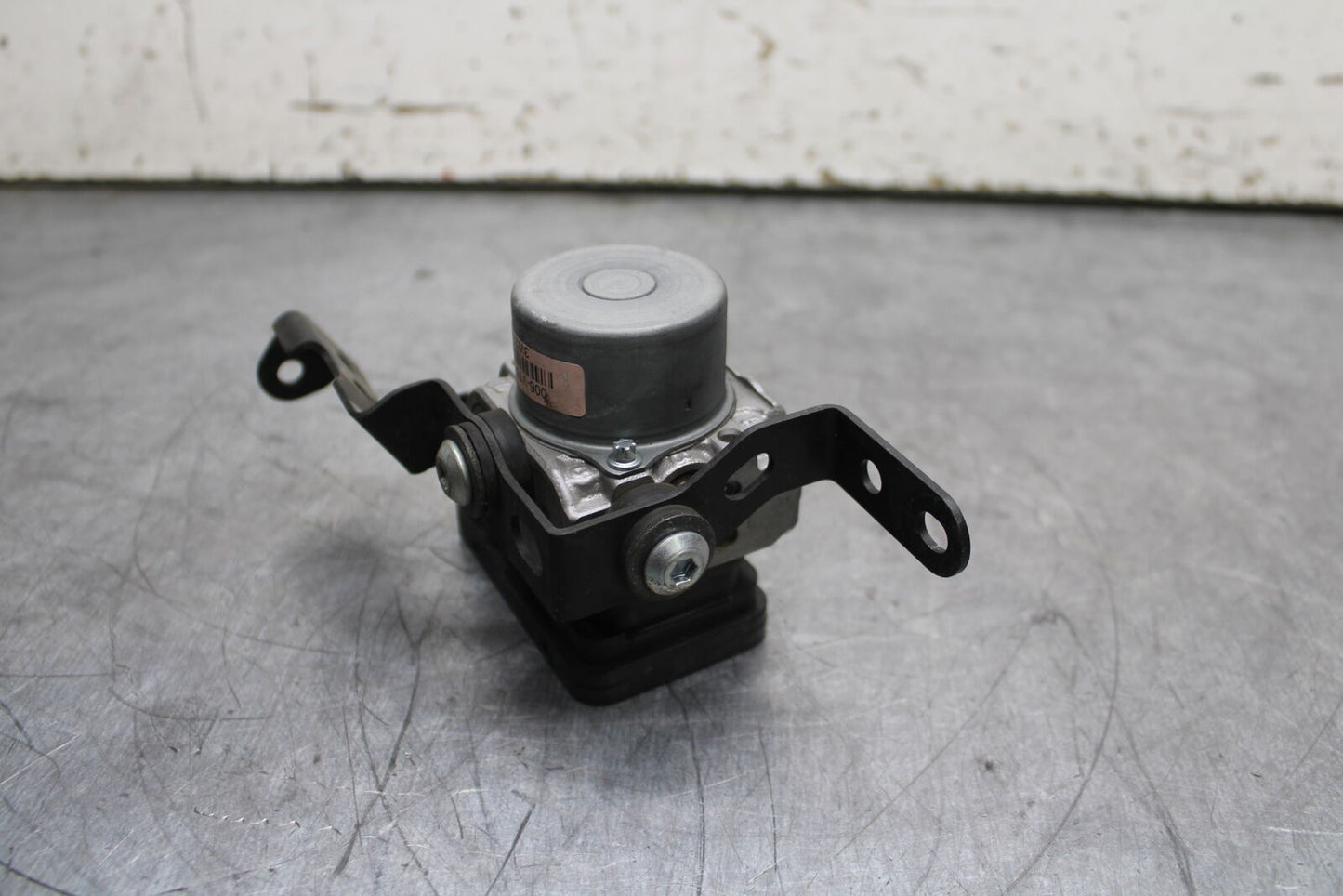 19-22 KAWASAKI Z400 ABS PUMP UNIT MODULE BB738