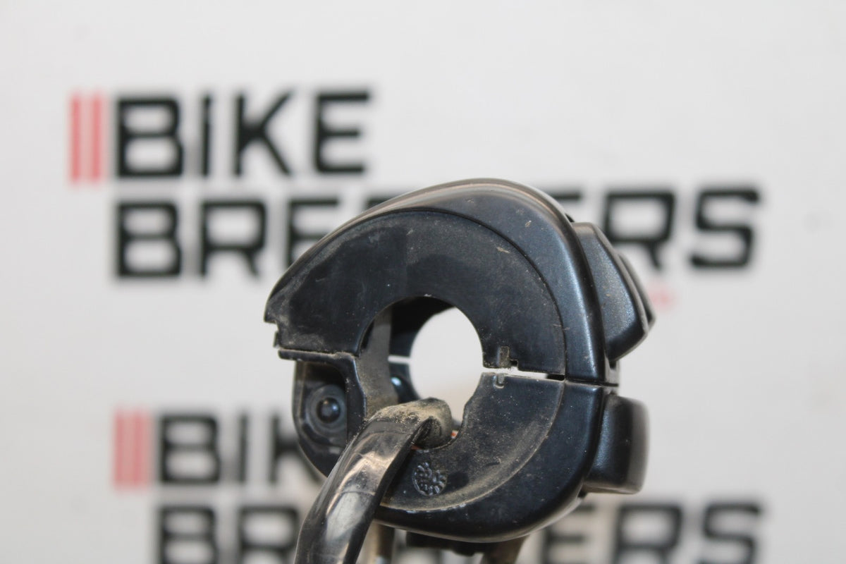 07 HARLEY-DAVIDSON SPORTSTER 1200 XL1200C RIGHT HANDLE KILL START SWITCH BB833