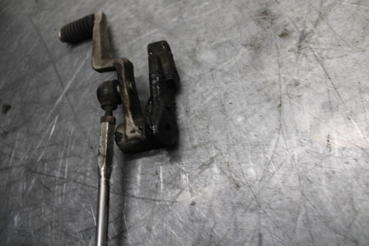 13 SUZUKI GSXR750 SHIFTER LINKAGE SHIFT LINK PEDAL BB474