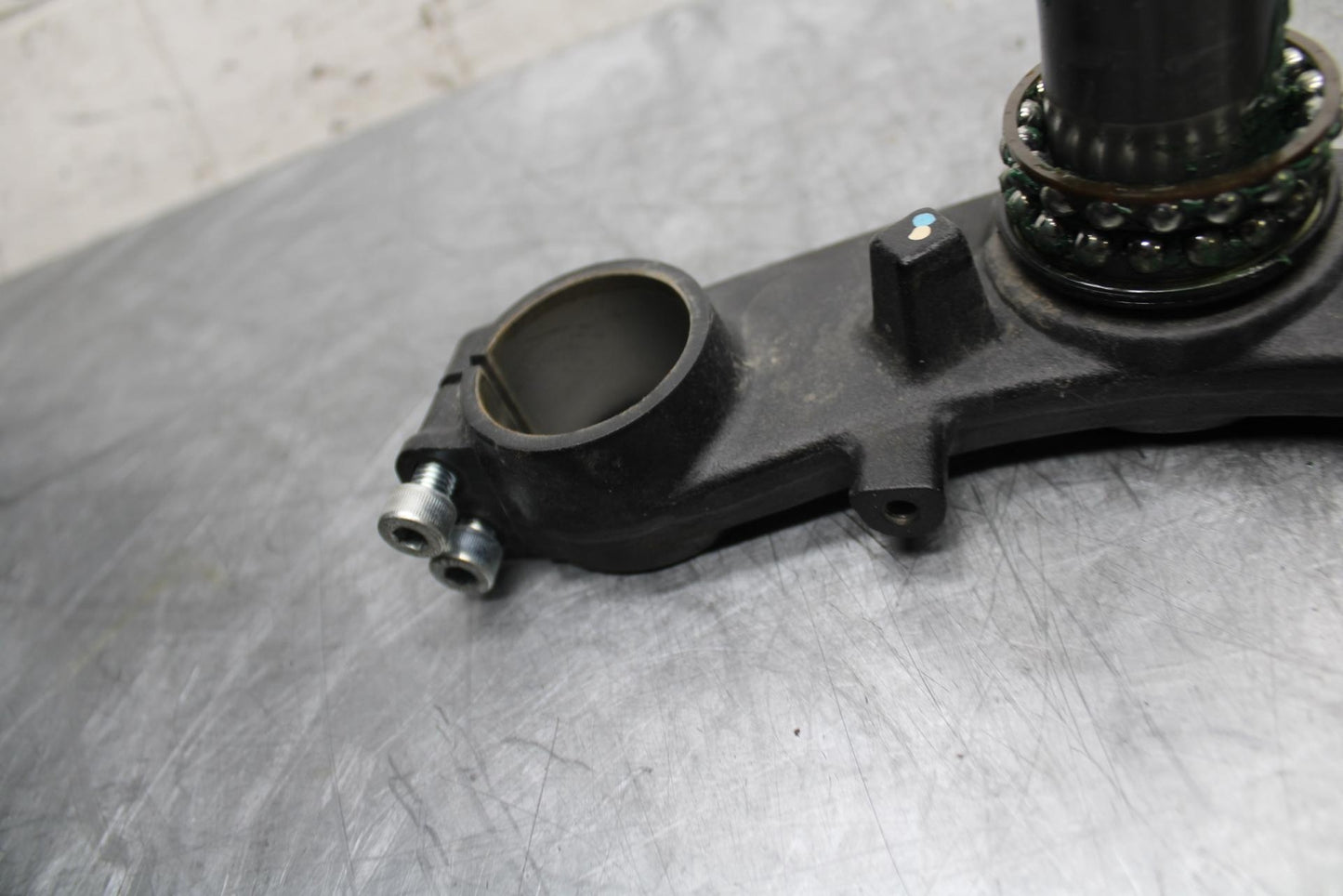 15-17 KAWASAKI EX 650 NINJA  EX 650 ABS  FORKS CLAMP LOWER TRIPLE TREE STEM BB49