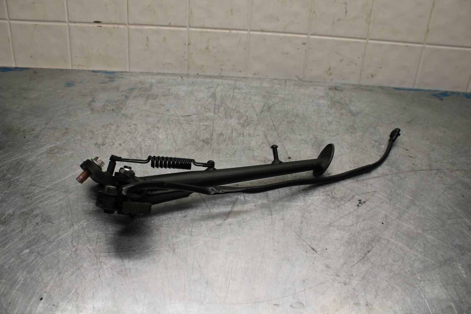 10-13 KAWASAKI Z1000 KICKSTAND SIDE KICK STAND  BB421