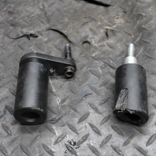05 YAMAHA YZF R6S FRAME SLIDERS SET