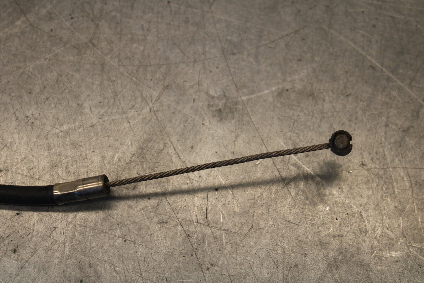 09-14 YAMAHA YZF R1 CLUTCH CABLE LINE BB696