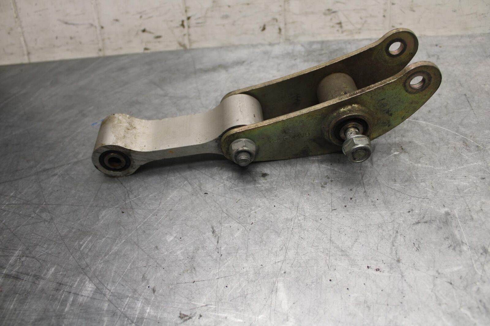 1992 Honda CBR600F2 DOGBONE SHOCK LINKAGE LINK 52460-KV3-830 52470-MV9-000 BB40