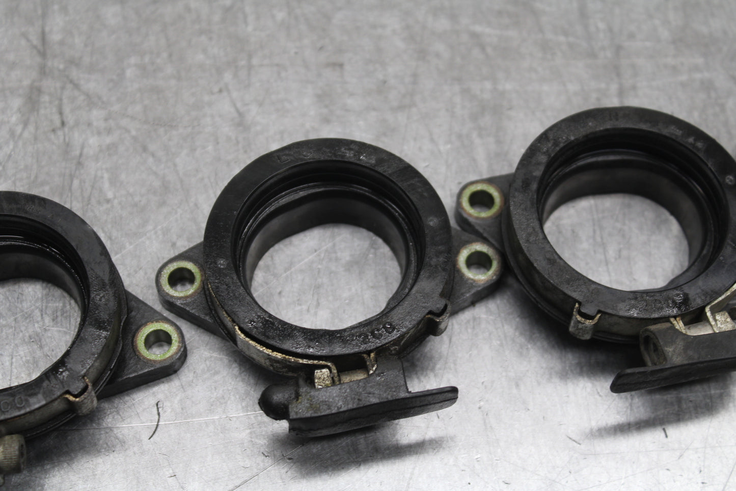 06 YAMAHA YZF R6 AIR INTAKE BOOTS BB716