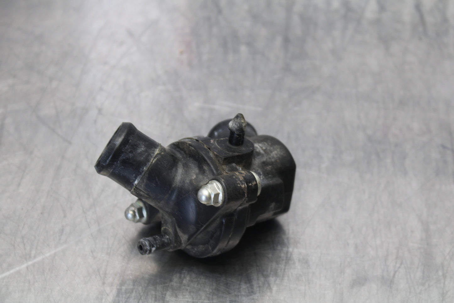07-08 YAMAHA YZF R1 THERMOSTAT W HOUSING ASSEMBLY BB160