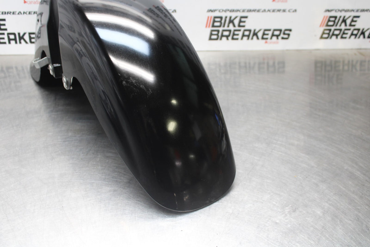 15 SUZUKI BOULEVARD C50 FRONT WHEEL FENDER BB775