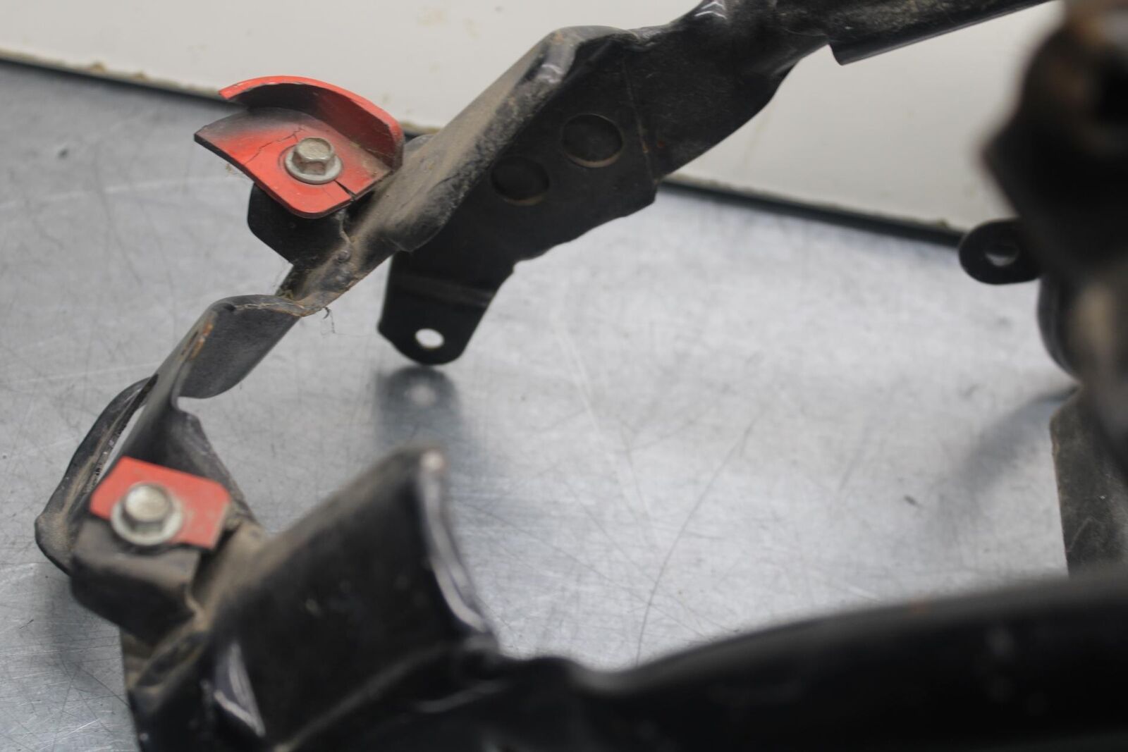 1988 Yamaha FZ600 REAR SUBFRAME BACK SUB FRAME BB601
