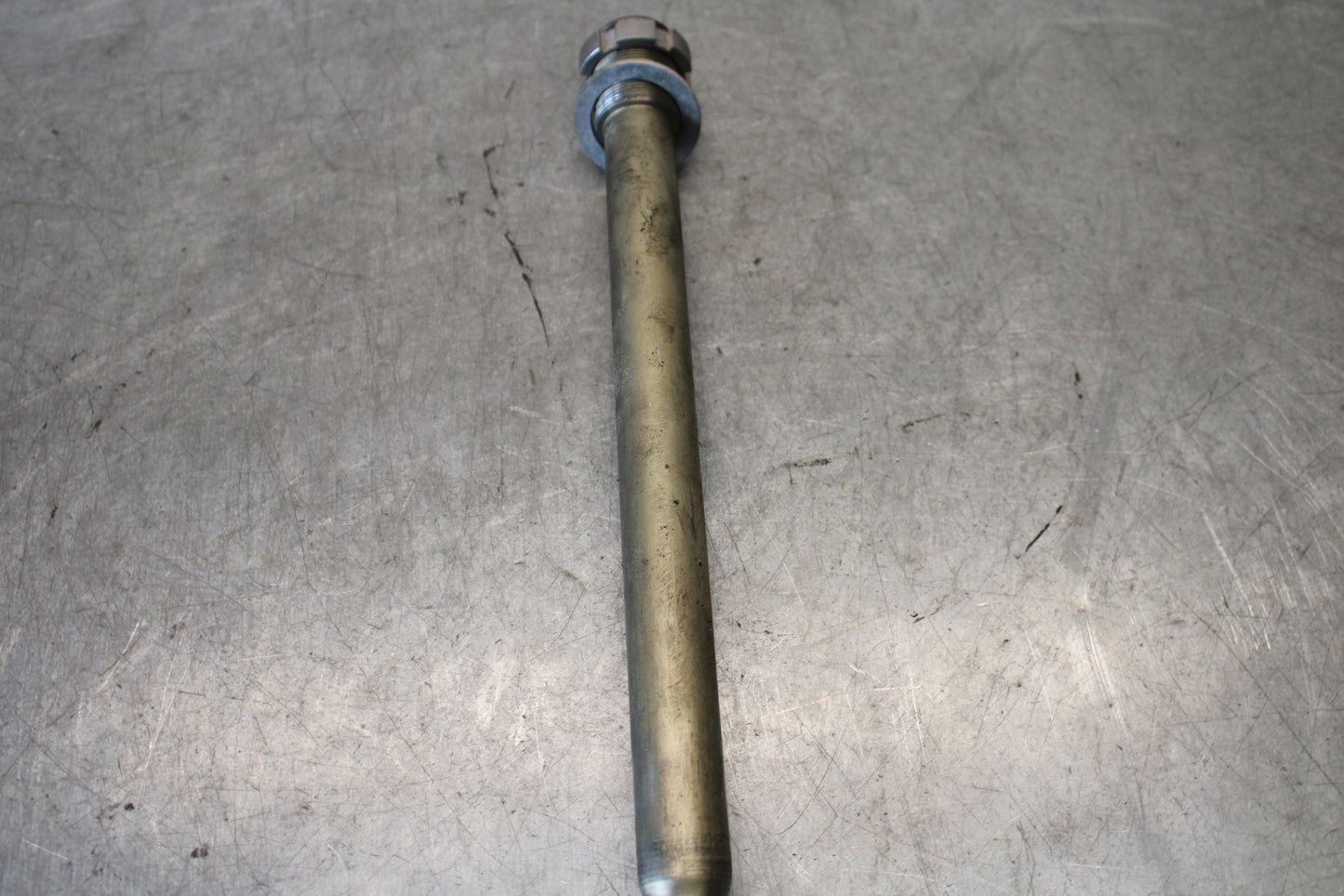 08-16 YAMAHA YZF R6 REAR BACK SWINGARM BOLT SUSPENSION PIVOT AXLE BB665