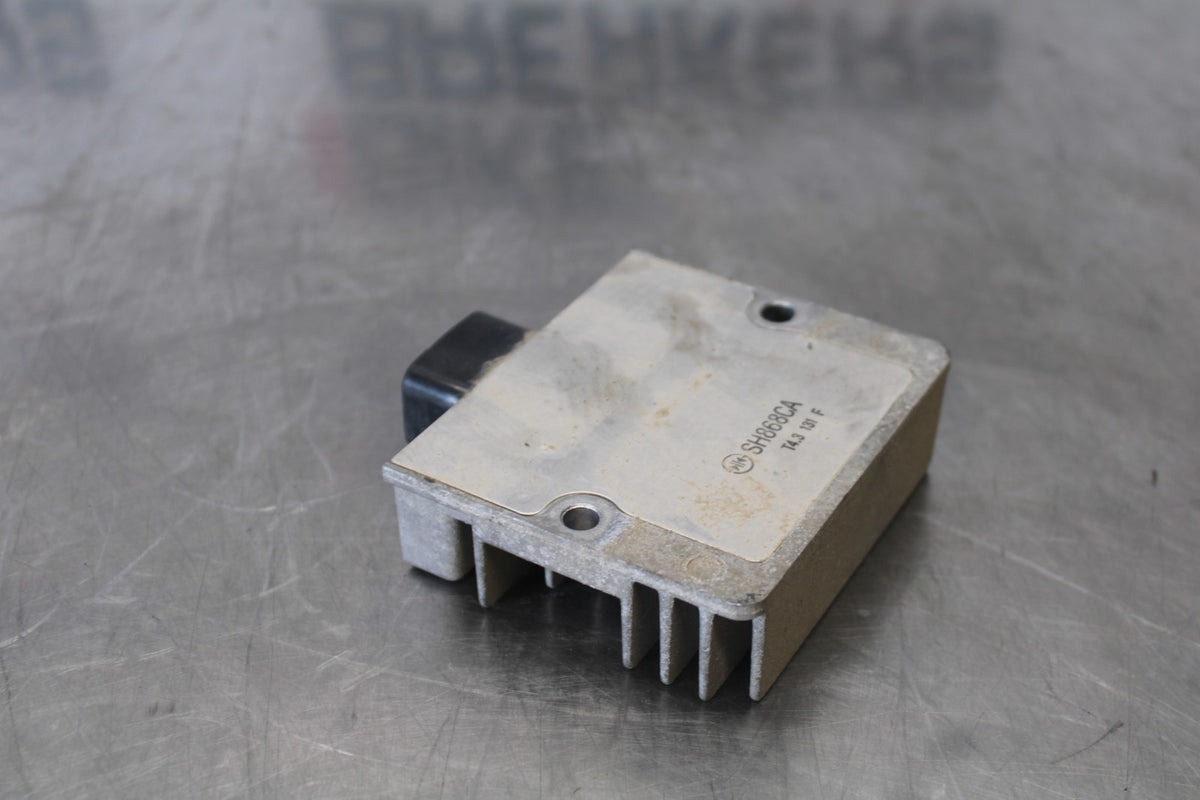 24-25 KAWASAKI NINJA 500 EX500J ABS RECTIFIER VOLTAGE REGULATOR BB934