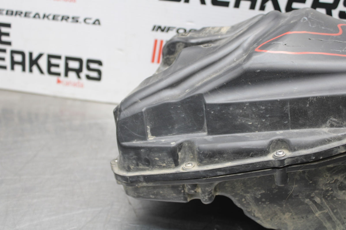 15 TRIUMPH TIGER 800 AIRBOX AIR INTAKE FILTER BOX BB873