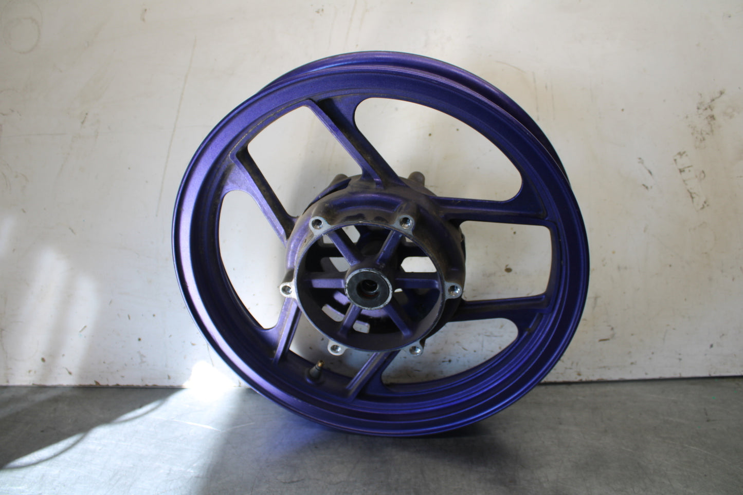 95-95 KAWASAKI NINJA 600R ZX600C FRONT WHEEL FRONT RIM BB73