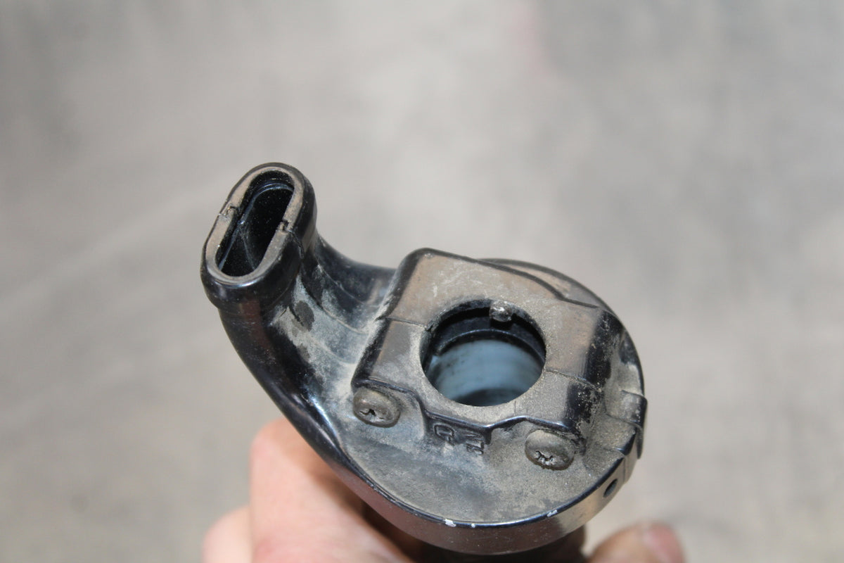 96-07 YAMAHA YZF600R THROTTLE CABLE LINE HOUSING GUIDE BB158