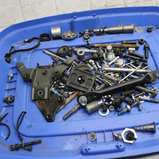 2007 Suzuki Boulevard M50 LEFTOVER MOUNTING BOLTS HARDWARE MOTOR SCREWS BB537
