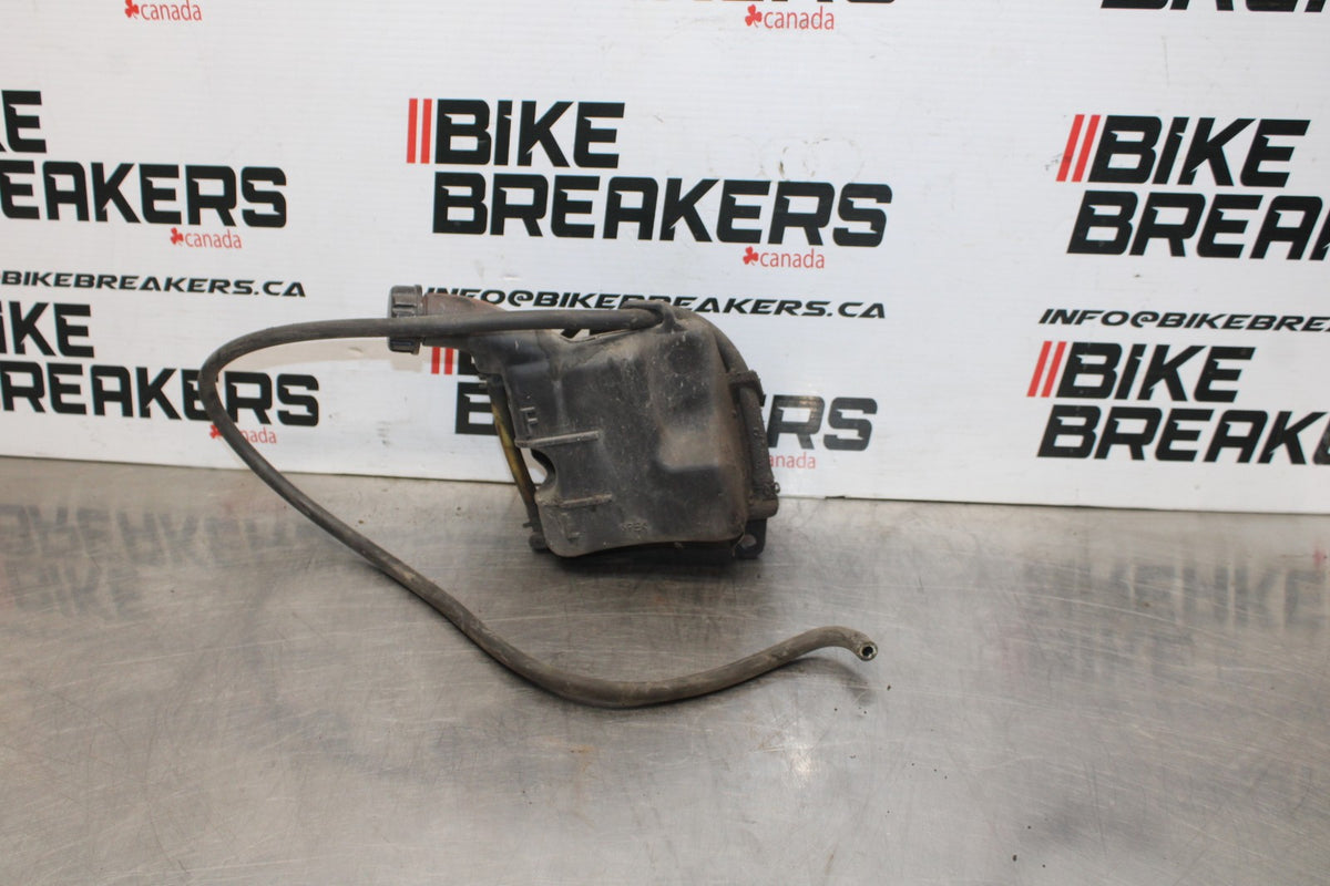 02 KAWASAKI VULCAN 800 VN800B CLASSIC COOLANT WATER TANK RESERVOIR BOTTLE BB862