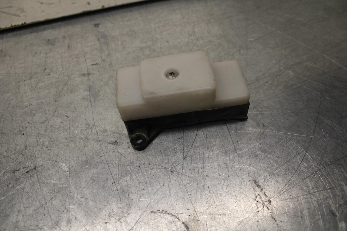 1988 Suzuki Katana 600 GSX600F RELAY ASSEMBLY FUSE BOX BB94