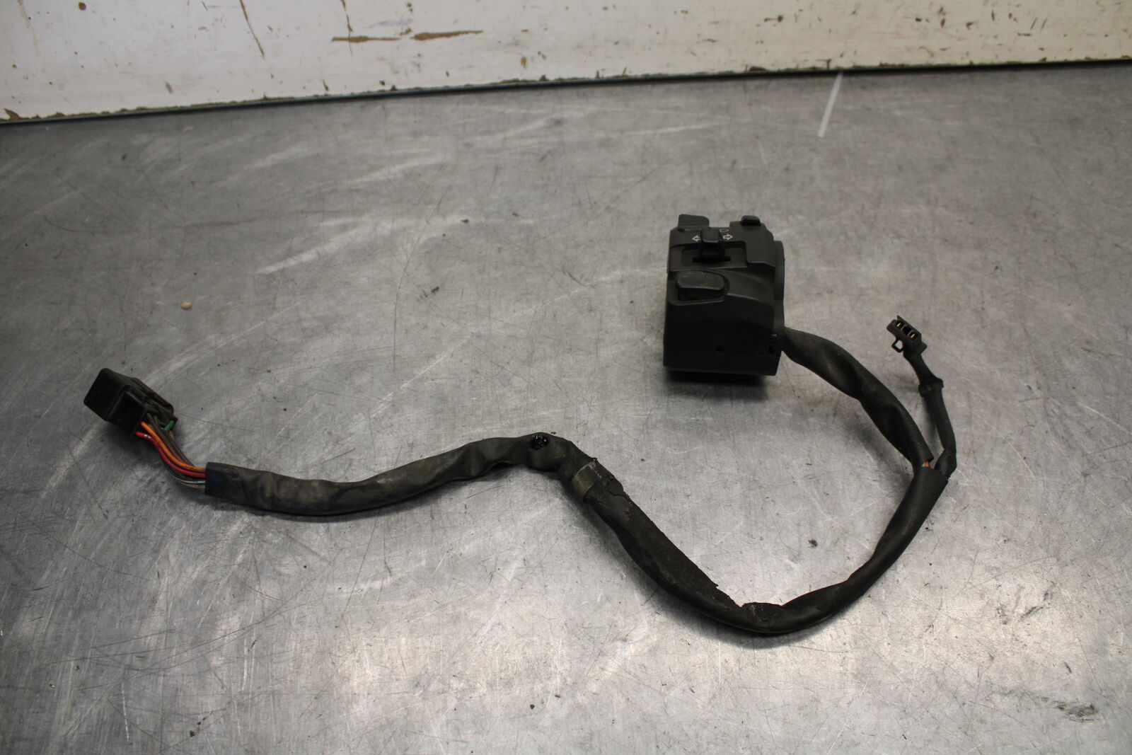 09-12 KAWASAKI NINJA ZX6R LEFT CLIP ON HANDLE HORN SIGNALS SWITCH SWITCHES BB656