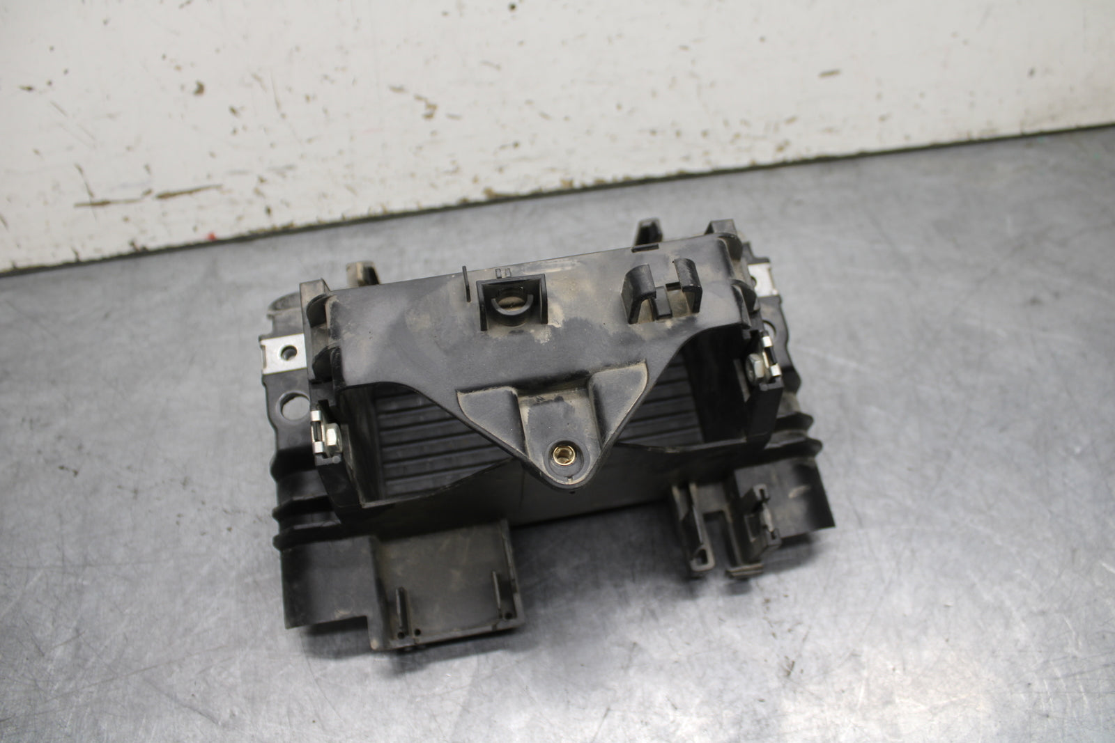 21-24 KTM 890 ADVENTURE R REAR BACK TAIL UNDERTAIL BATTERY TRAY PLASTIC BB723